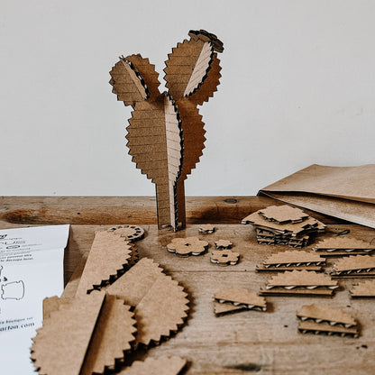 Kit créatif pour réaliser un cactus avec pièces découpées dans carton recyclé activité manuelle enfant