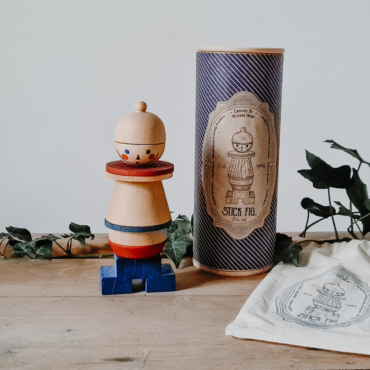 Figurine en bois à empiler wooden story